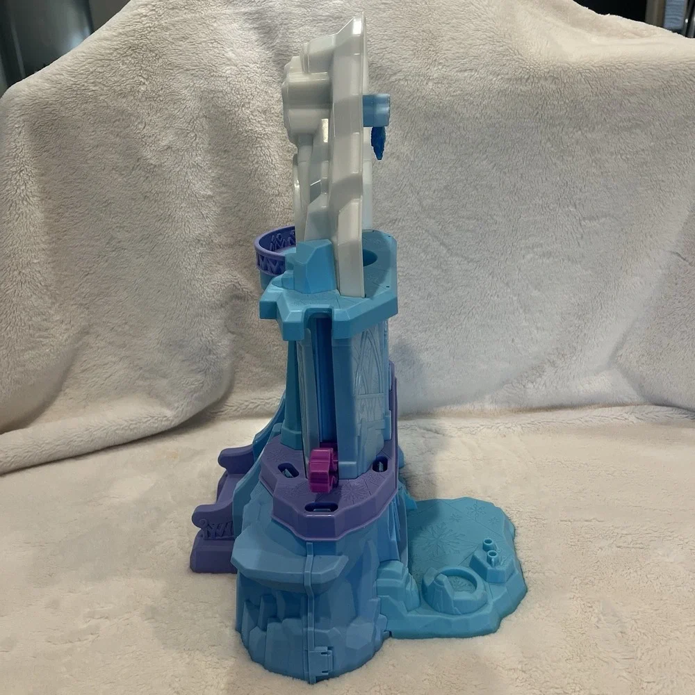 Fisher price Little People Disney Frozen Elsa's‎ Enchanted Lights & Sing Palace